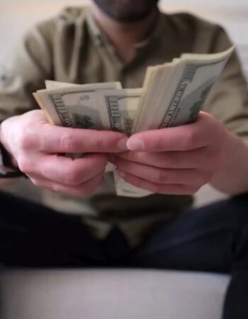 tri square interiors